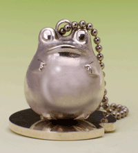 【FROG STYLE】木製コレクションボックス 88マス キーホルダー付き バンダイネットワークス株式会社のプレスリリース | バンダイナムコ