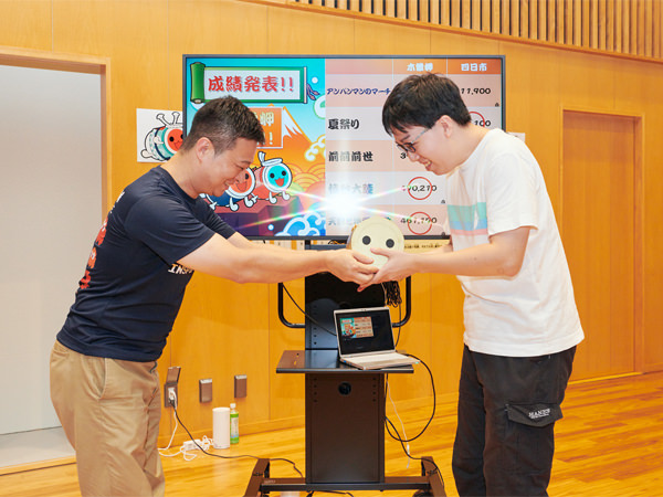 防災用公共Wi-Fiをアソビに活用！どんちゃん＆かっちゃんも登場した